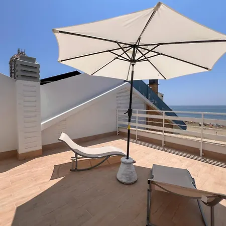 Luxury نيتّونو